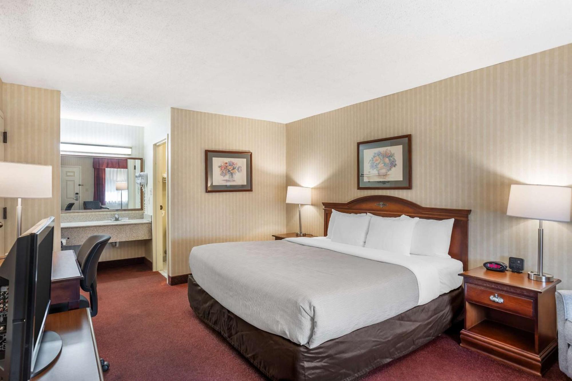 Quality Battlefield Inn 3*